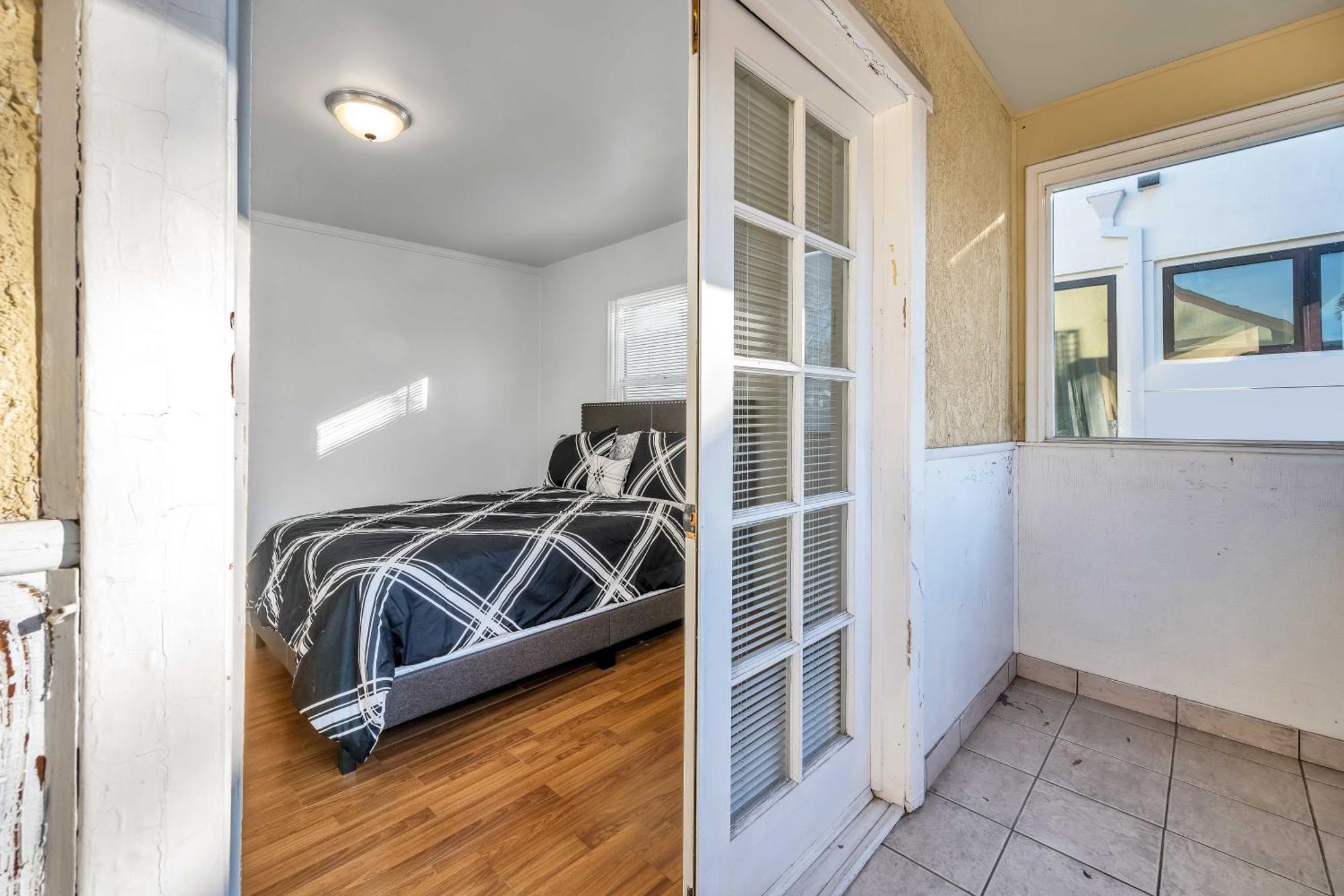 Spacious 2 Levels 2-bedroom 2-bath In The Neighborhood Casa vacanze *